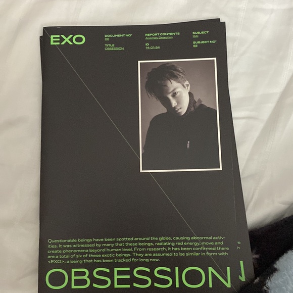EXO obsession album (green) - Picture 8 of 9